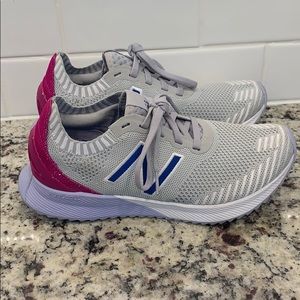 Women’s new balance trainers